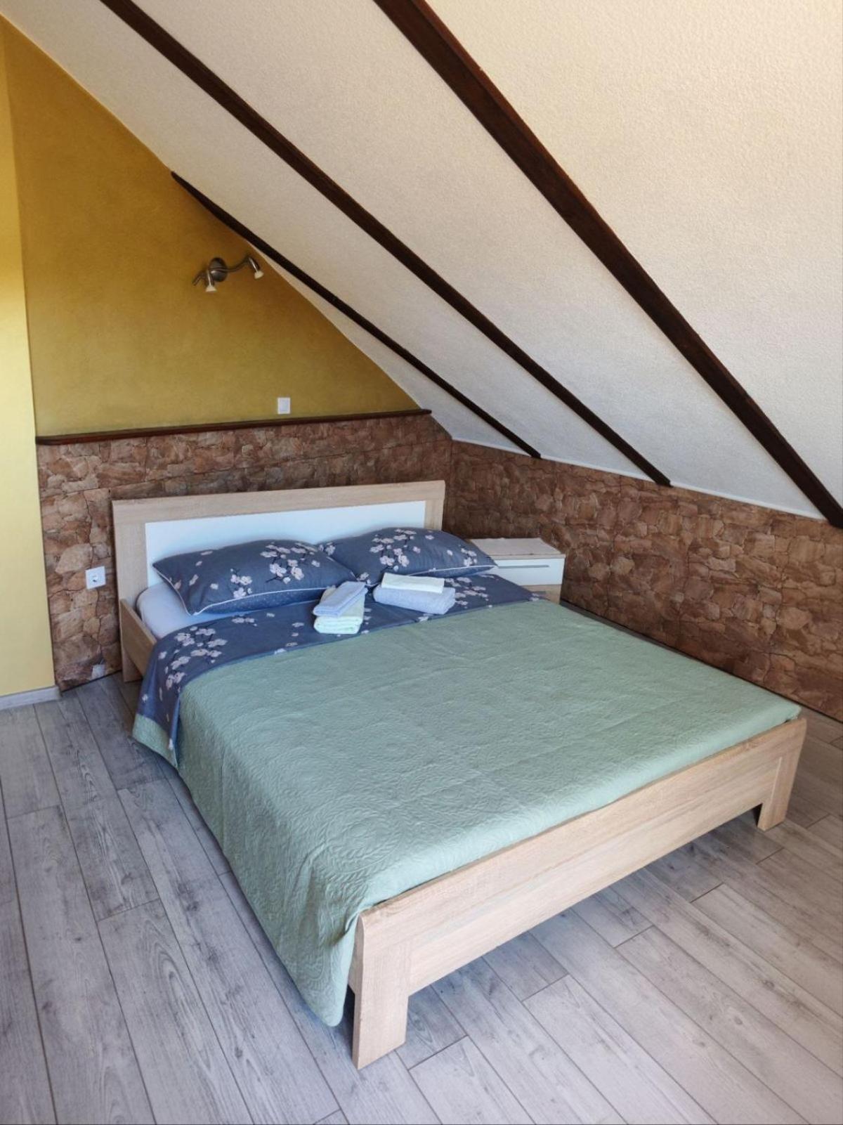 Accomodation Noki21 ロヴィニ エクステリア 写真