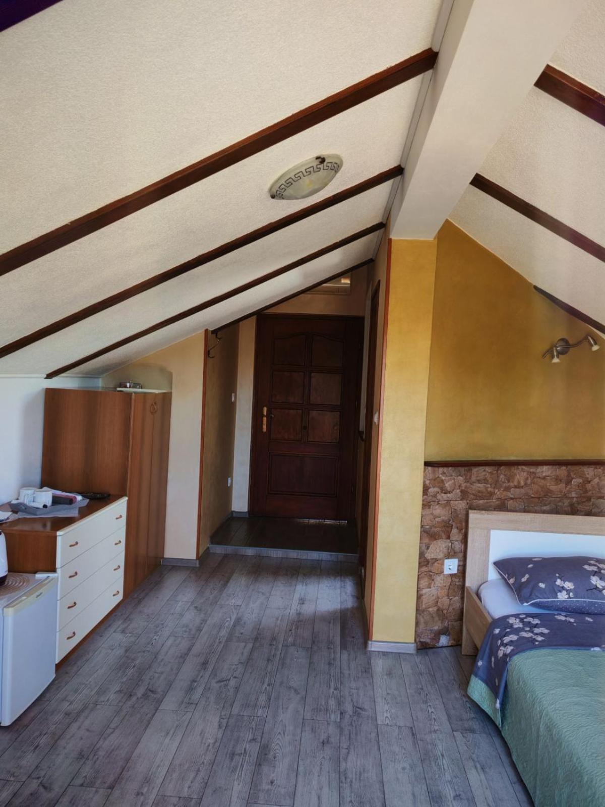 Accomodation Noki21 ロヴィニ エクステリア 写真